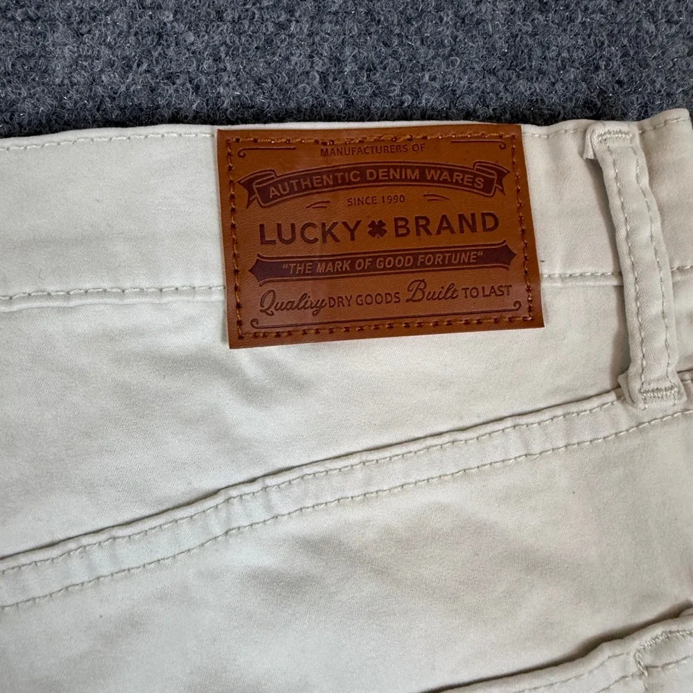 Lucky Brand 223 Straight Leg Pants Mens 40x30 Beige Khaki Stretch Denim NWT